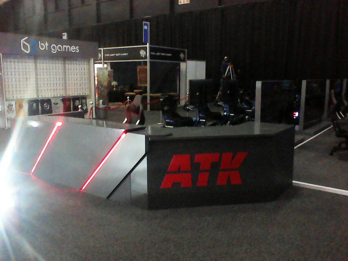 ATK at Comic Con 2019: Gaming exhibition booth with branded counters and play stations