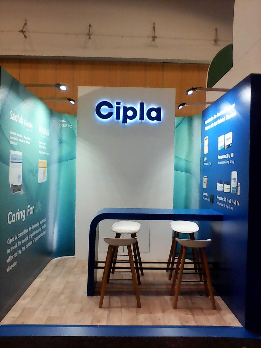 Cipla, Cape Town 2019: Exhibition stand with branded walls and seating